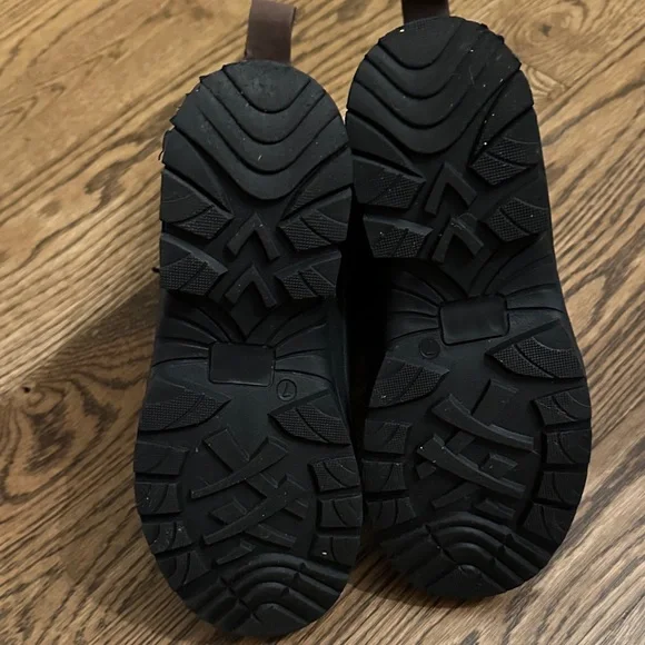 Men's Brown and Black Snow Boots - Picture 4 of 7